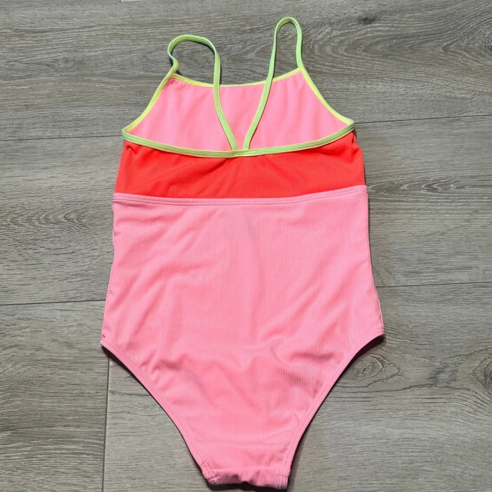 Hurley Girls Pink Orange Ribbed One Piece‎ Swimsuit Cutout UPF 50+ Size 7/8 M